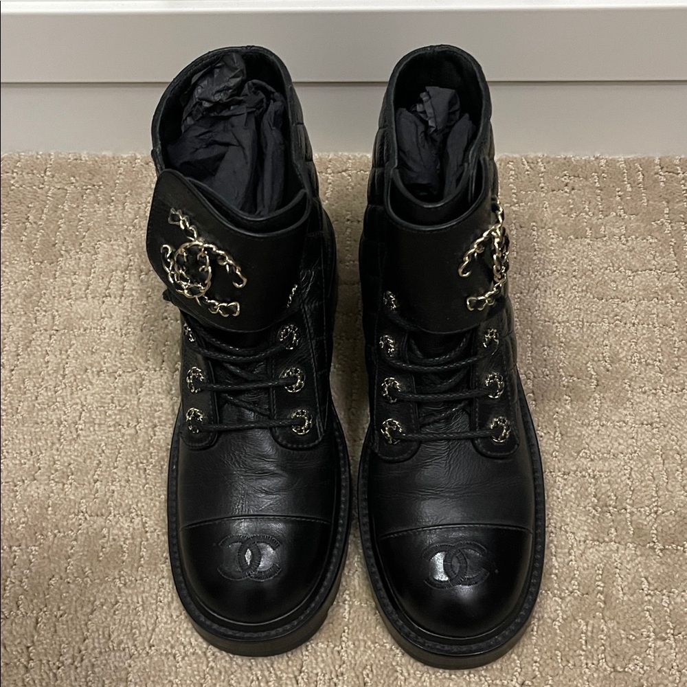 Chanel Black Leather Combat Boots with Chain CC detail 7.5 or 38